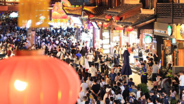 免费配资炒股网址 印度坠机机场暂停运营